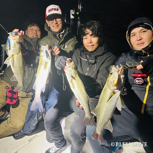 横浜 釣り船610
